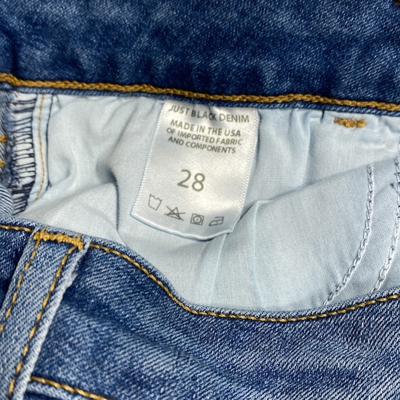 Just Black Womens size 28 slight distressed skinny ankle jeans raw hem stretchy - Picture 6 of 9